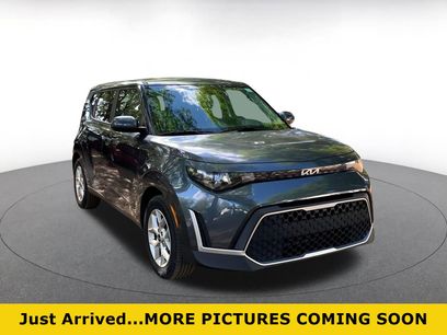 Used 2025 Kia Soul LX w/ LX Technology Package