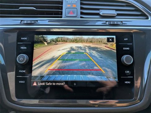 Used 2024 Volkswagen Tiguan SE R-Line w/ MDO Package, Three-Row image 24