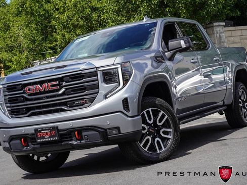 Used 2024 GMC Sierra 1500 AT4 w/ AT4 Premium Package AWD/4WD image 12