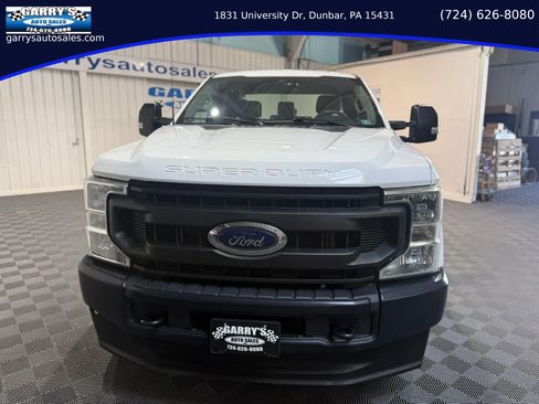 Used 2022 Ford F250 XL w/ Power Equipment Group AWD/4WD image 2
