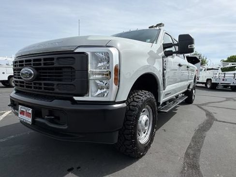 New 2026 Ford F350 XL w/ XL Off-Road Package AWD/4WD image 9