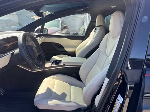 Used 2023 Tesla Model X AWD/4WD image 9
