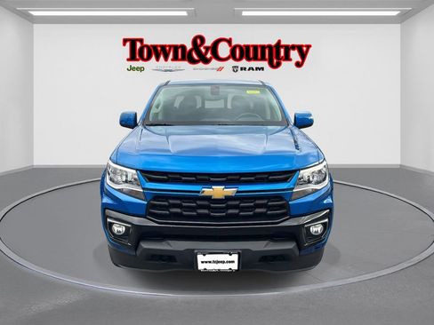 Used 2022 Chevrolet Colorado LT w/ LT Convenience Package image 2