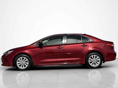 Certified 2023 Toyota Corolla LE w/ LE Convenience Package image 2