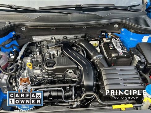 Used 2022 Volkswagen Taos SE w/ Panoramic Sunroof Package image 32