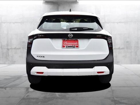 New 2026 Nissan Kicks S image 27