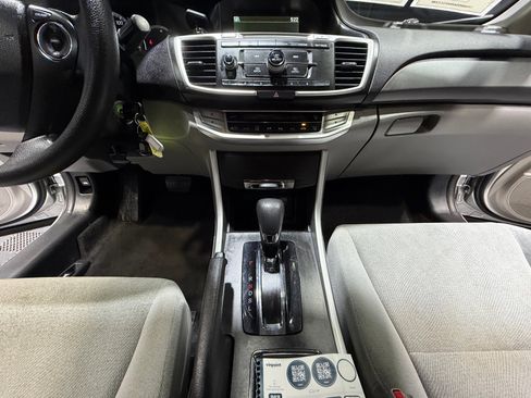 Used 2013 Honda Accord LX image 20