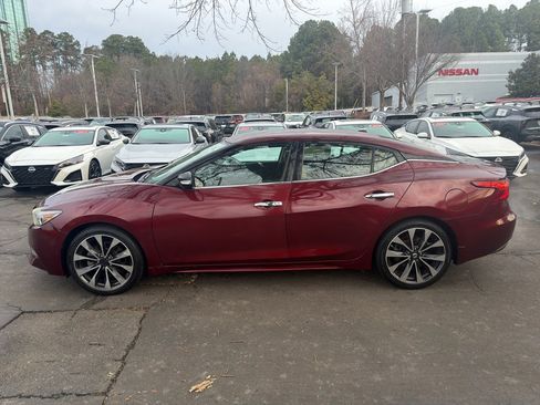 Used 2016 Nissan Maxima SR image 4