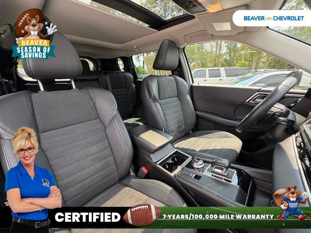 Used 2023 Mitsubishi Outlander SE FWD image 33
