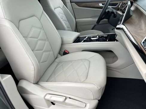 New 2026 Volkswagen Atlas SE AWD/4WD image 7