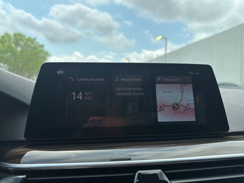 Used 2019 BMW 530i image 19