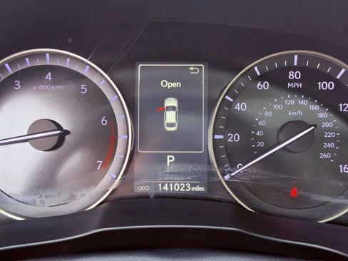 Used 2016 Lexus ES 350 350 SUNROOF/PUSH BUTTON START/ w/ Accessory Package image 18