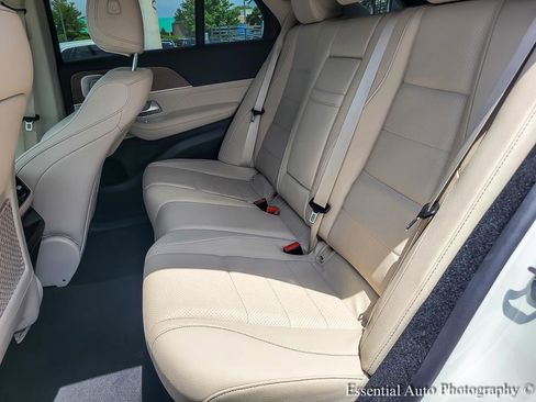 Used 2023 Mercedes-Benz GLE 450 4MATIC image 11