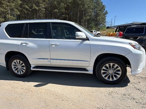 Used 2019 Lexus GX 460 Premium image 7