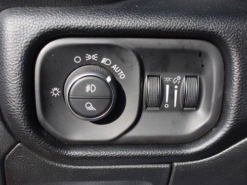 Used 2026 RAM 1500 Laramie AWD/4WD image 30