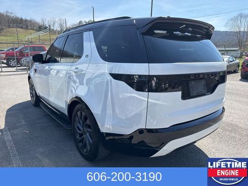 Used 2023 Land Rover Discovery S R-Dynamic AWD/4WD image 9