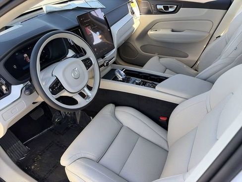 New 2026 Volvo XC60 B5 Ultra w/ Climate Package PRO AWD/4WD image 19