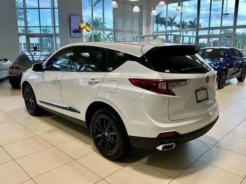 New 2026 Acura RDX SH-AWD image 4