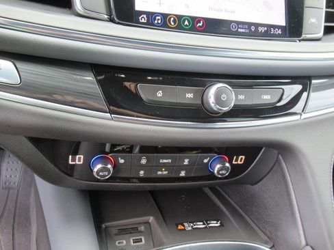 Used 2024 Buick Enclave Essence w/ Sport Touring Edition image 26