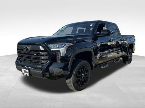 Used 2024 Toyota Tundra Limited image 21