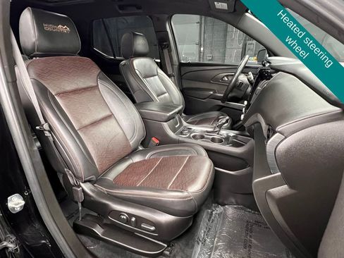 Used 2022 Chevrolet Traverse High Country image 6