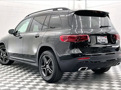 Used 2026 Mercedes-Benz GLB 250 image 10