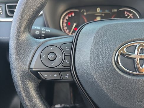 Certified 2025 Toyota RAV4 LE image 20