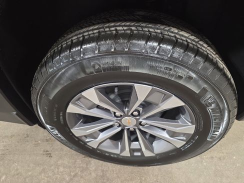 New 2026 Chevrolet Equinox LT w/ Convenience Package II image 10