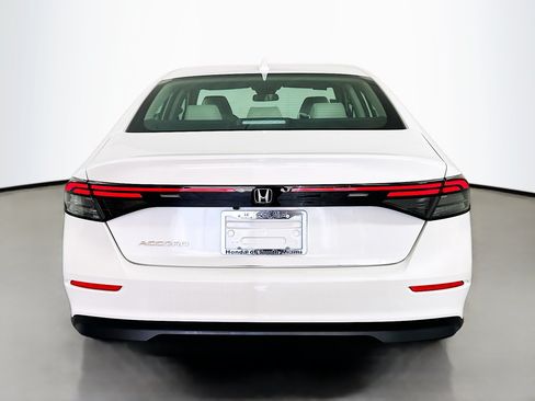 Certified 2024 Honda Accord LX image 5