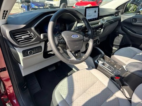 Used 2023 Ford Escape Active FWD image 9