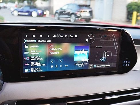 Certified 2023 Hyundai Palisade SE image 25