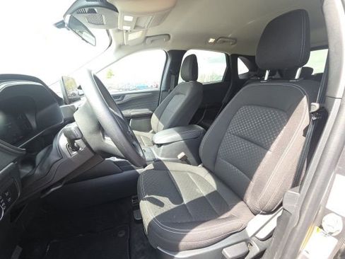 Used 2025 Ford Escape Active image 25