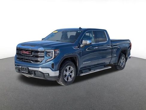 Used 2024 GMC Sierra 1500 SLT w/ SLT Convenience Package image 5
