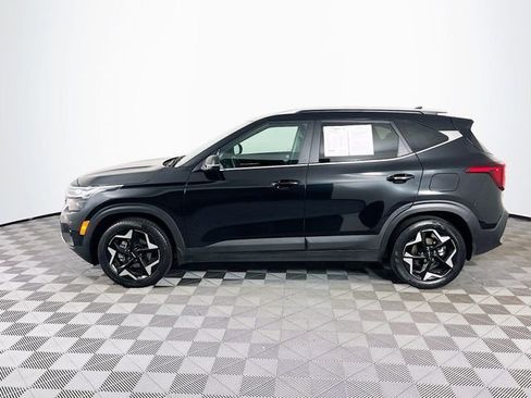 Used 2024 Kia Seltos EX image 5