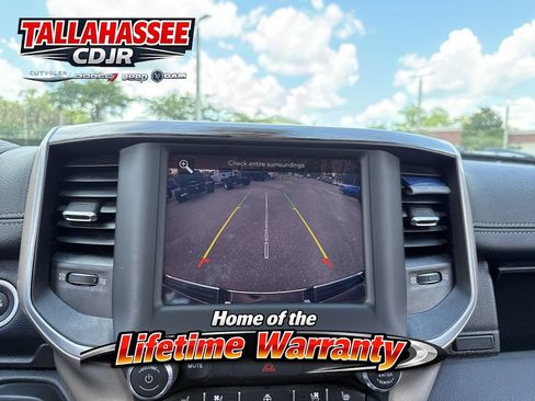 Used 2020 RAM 1500 Laramie AWD/4WD image 23