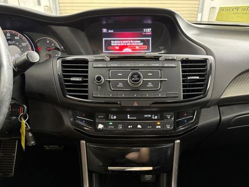 Used 2016 Honda Accord Sport image 15