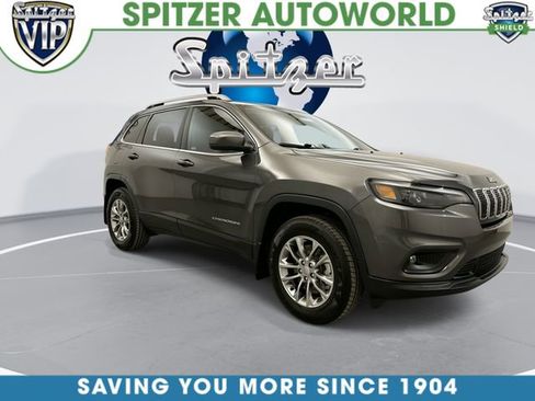 Used 2020 Jeep Cherokee Latitude Plus w/ Cold Weather Group AWD/4WD image 3