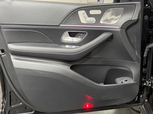 Certified 2025 Mercedes-Benz GLS 450 4MATIC image 20