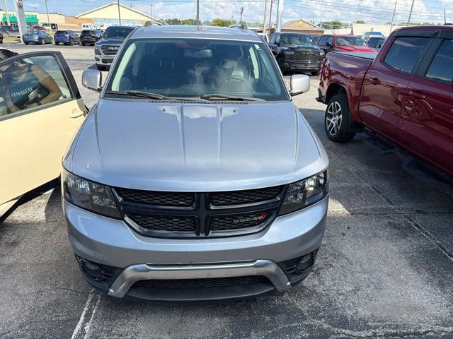 Used 2018 Dodge Journey Crossroad AWD/4WD image 9