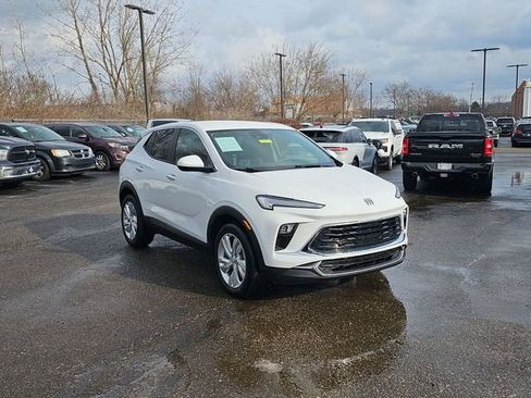 Used 2025 Buick Encore GX Preferred image 10