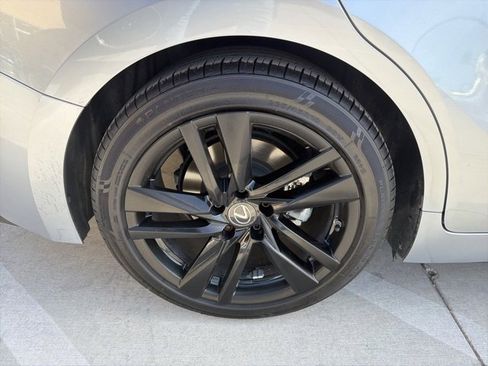 Used 2021 Lexus IS 300 image 9