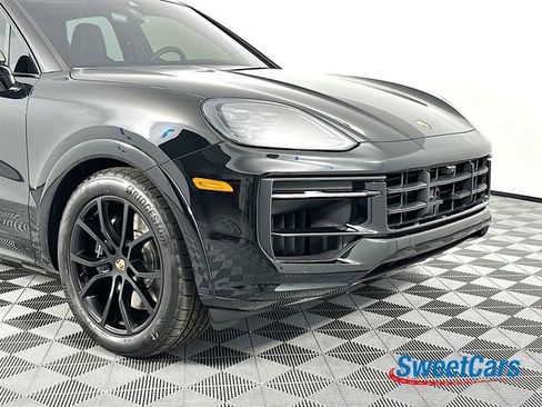 Used 2026 Porsche Cayenne GTS AWD/4WD image 53