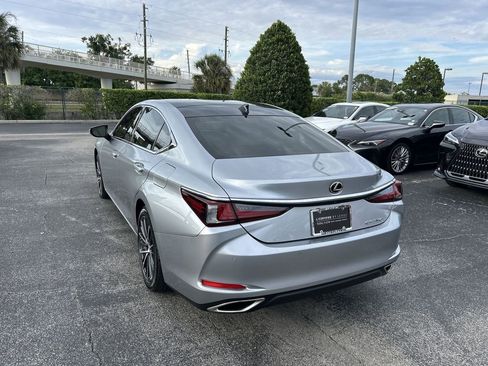 Used 2024 Lexus ES 350 w/ Premium Package FWD image 10