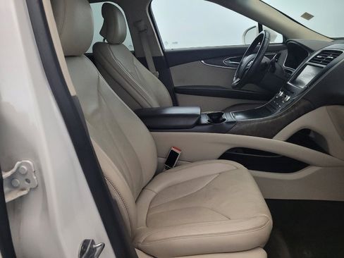 Used 2016 Lincoln MKX Reserve w/ Driver Assistance Package AWD/4WD image 21