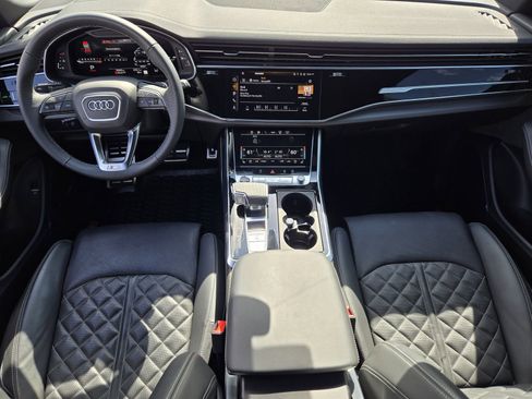 Used 2025 Audi SQ8 Prestige AWD/4WD image 24