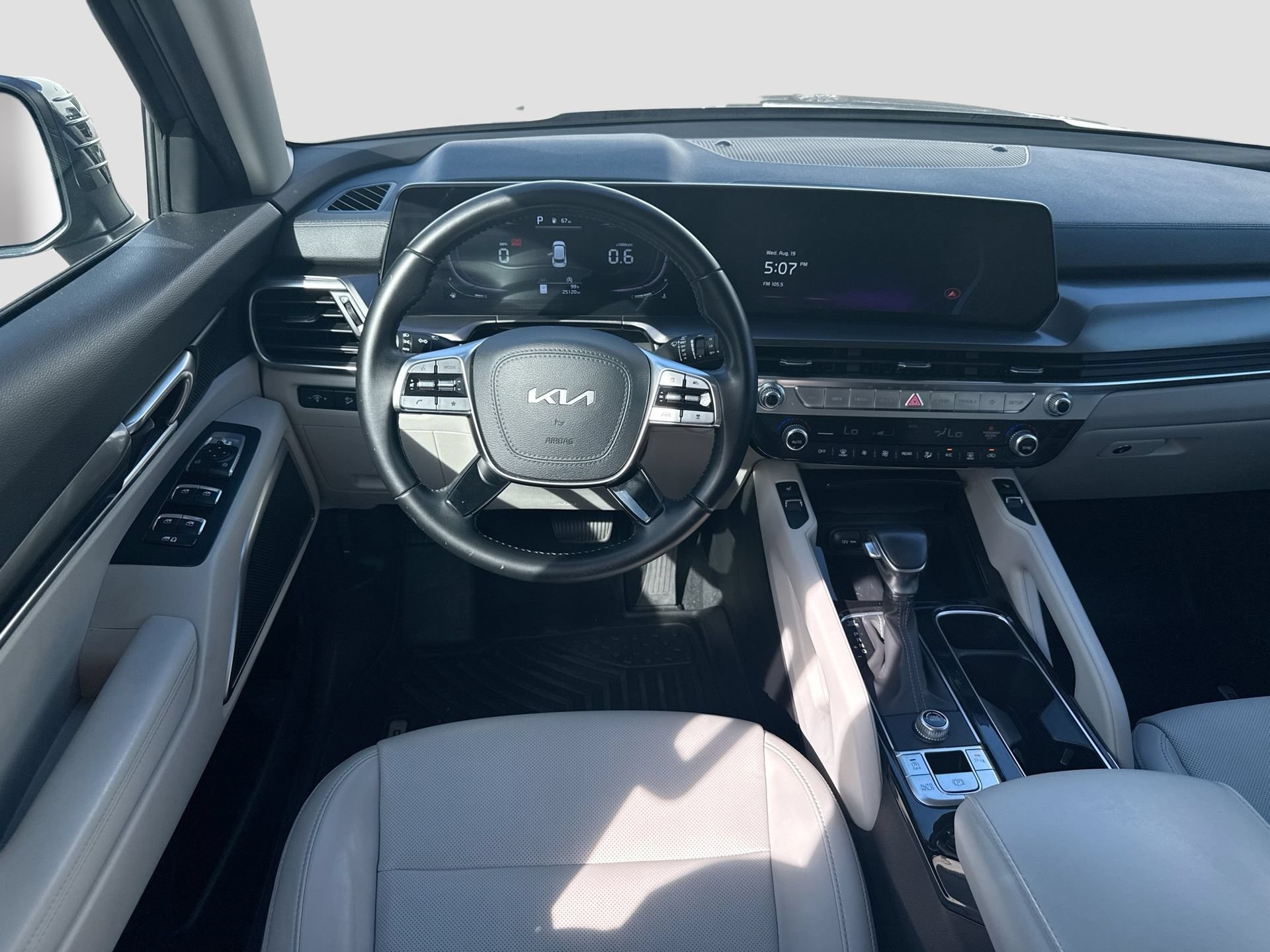 Used 2024 Kia Telluride S w/ S Sunroof Package FWD image 13