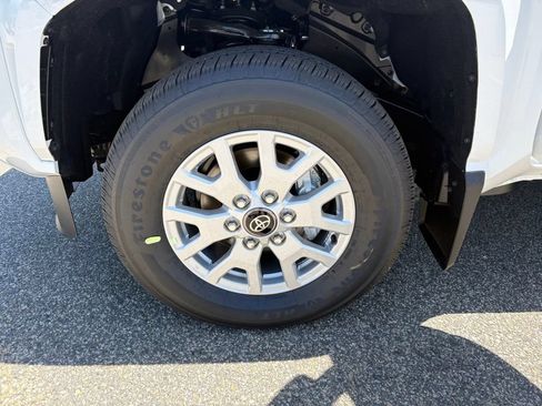 New 2026 Toyota Tacoma SR5 AWD/4WD image 33