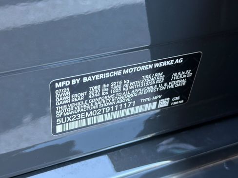 Used 2026 BMW X7 xDrive40i w/ M Sport Package AWD/4WD image 42