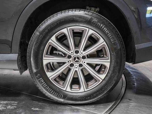 Certified 2025 Mercedes-Benz GLC 300 image 10