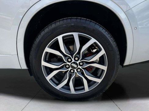 Used 2024 Cadillac XT6 Sport w/ Technology Package AWD/4WD image 58